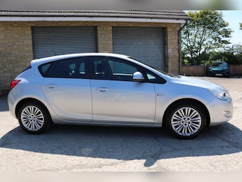 Used Vauxhall Astra 2011 for sale - 79094073: Photo