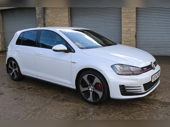 Used Volkswagen Golf 2014 for sale - 77696365: Photo