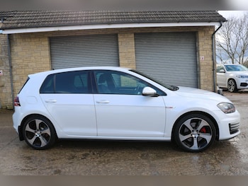 Used Volkswagen Golf 2014 for sale - 77696365: Photo