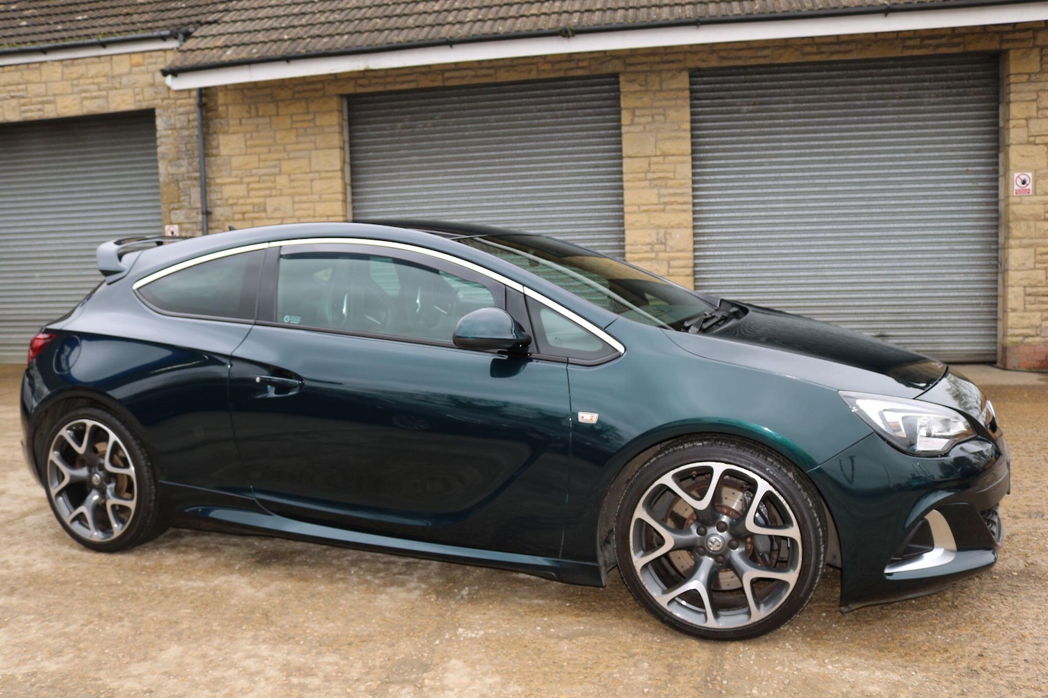 Used Vauxhall Astra GTC 2014 for sale - 78046817: Photo 3