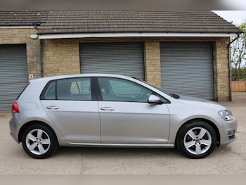 Used Volkswagen Golf 2015 for sale - 78244643: Photo