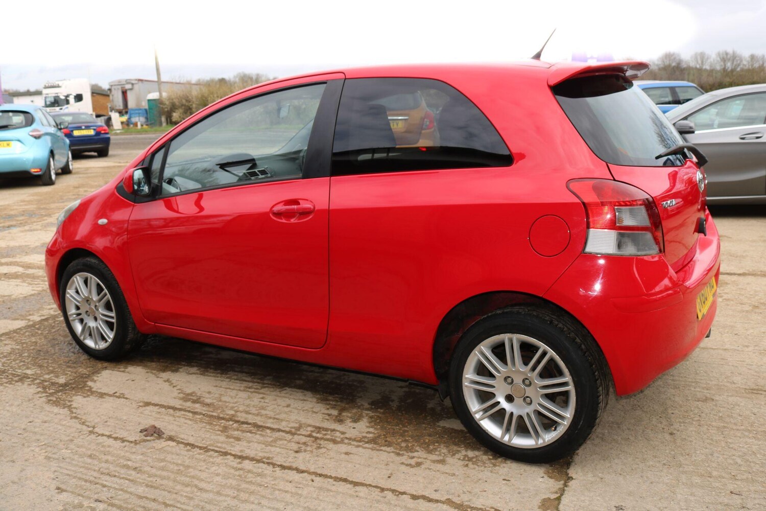 Used Toyota Yaris for sale - 77908474: Photo 11