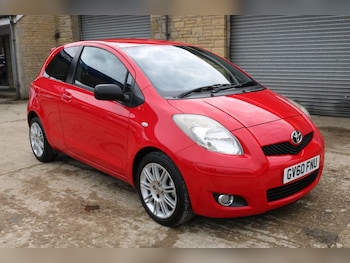 Used Toyota Yaris 2011 for sale - 77908474: Photo