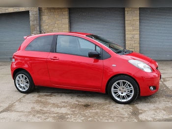 Used Toyota Yaris 2011 for sale - 77908474: Photo