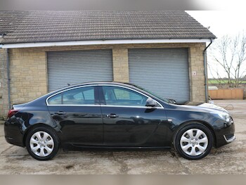 Used Vauxhall Insignia 2016 for sale - 77670328: Photo