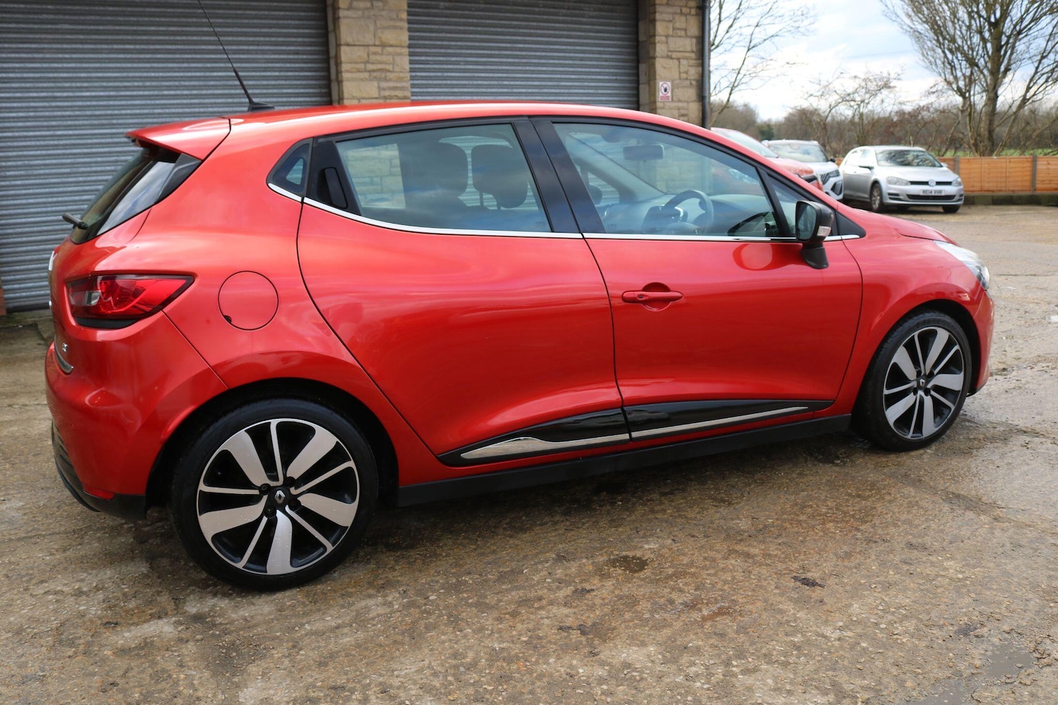 Used Renault Clio for sale - 77497389: Photo 5