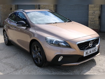 Used Volvo V40 Cross Country 2014 for sale - 78461288: Photo