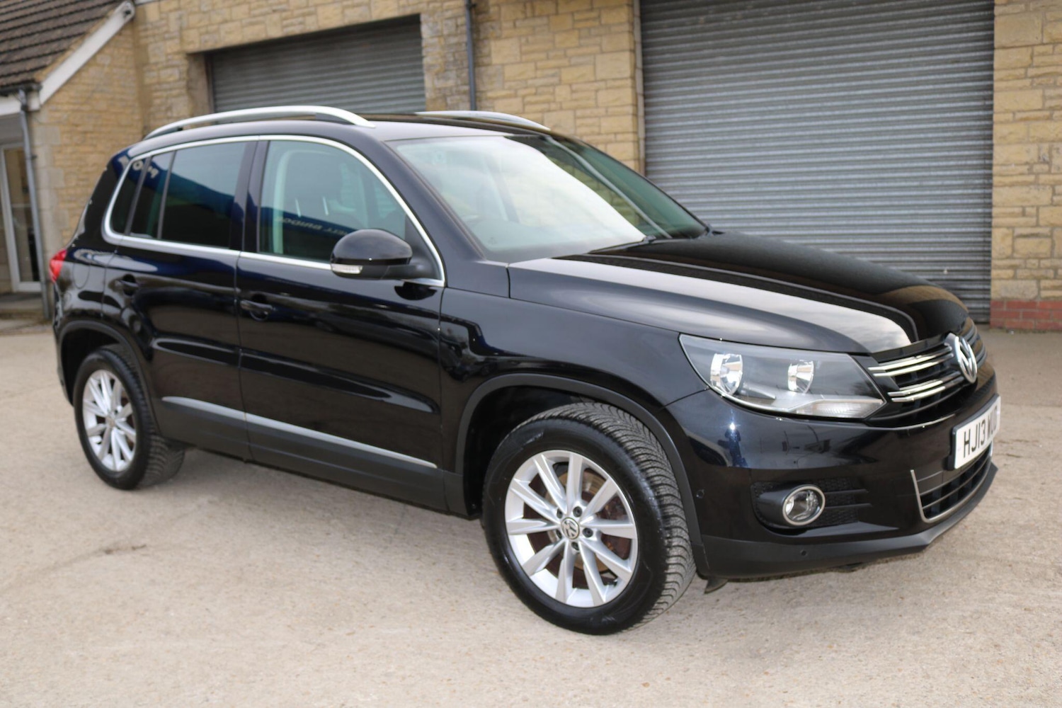 Used Volkswagen Tiguan 2013 for sale - 77994104: Photo 2