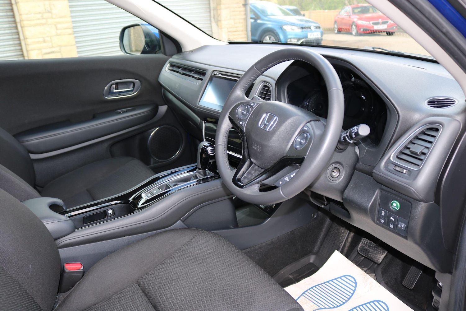 Used Honda HR-V 2017 for sale - 78115634: Photo 17