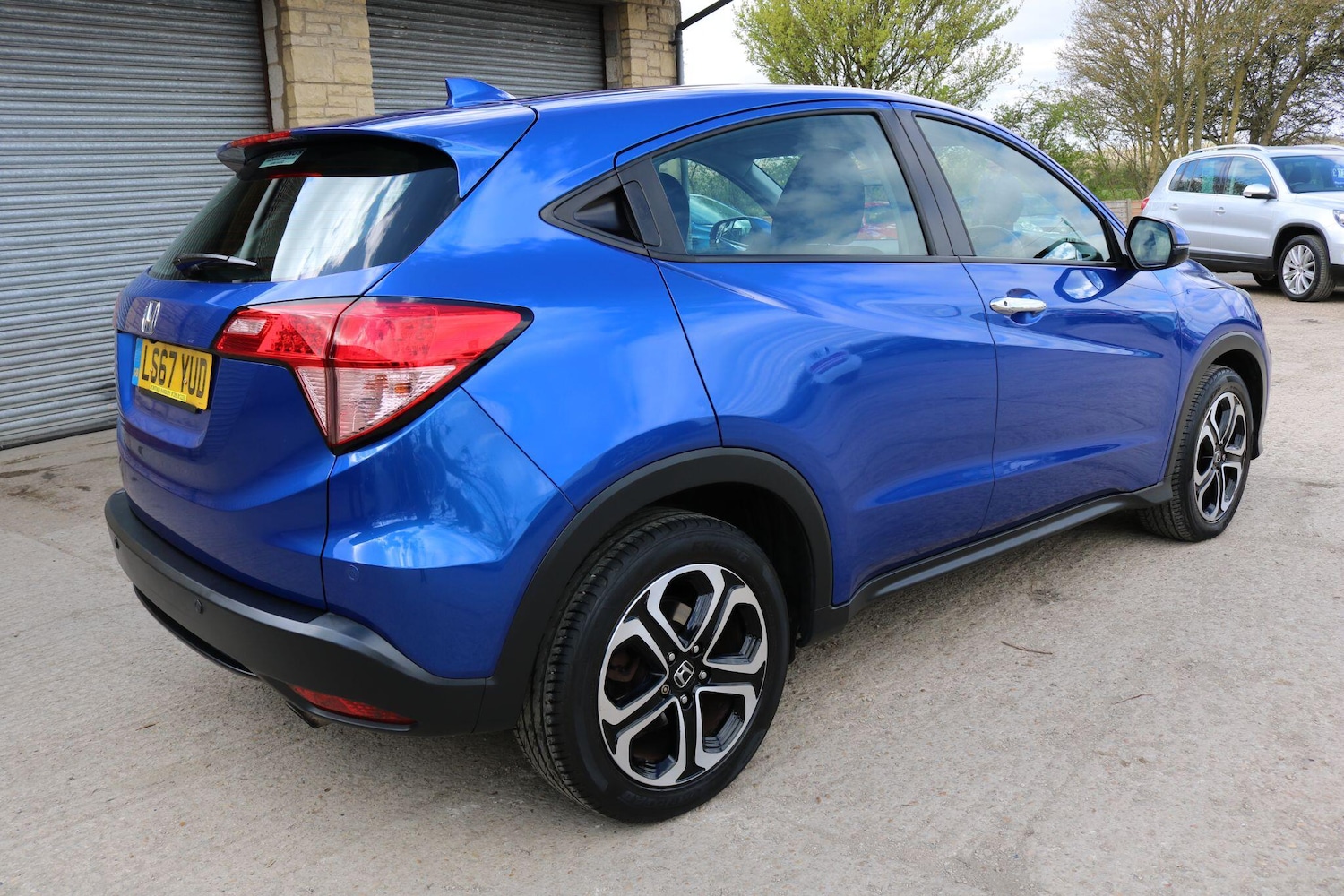 Used Honda HR-V 2017 for sale - 78115634: Photo 6