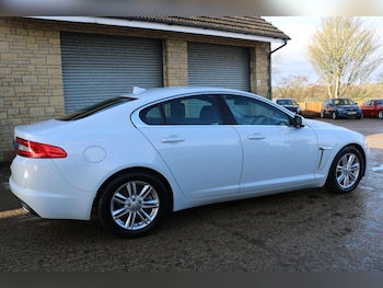Used Jaguar XF 2015 for sale - 77524998: Photo
