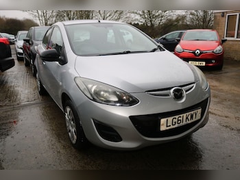 Used Mazda Mazda2 2011 for sale - 77498195: Photo