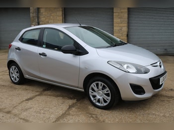 Used Mazda Mazda2 2011 for sale - 77498195: Photo