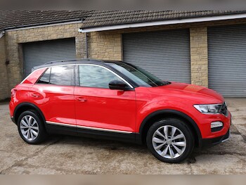 Used Volkswagen T-Roc 2019 for sale - 78649232: Photo