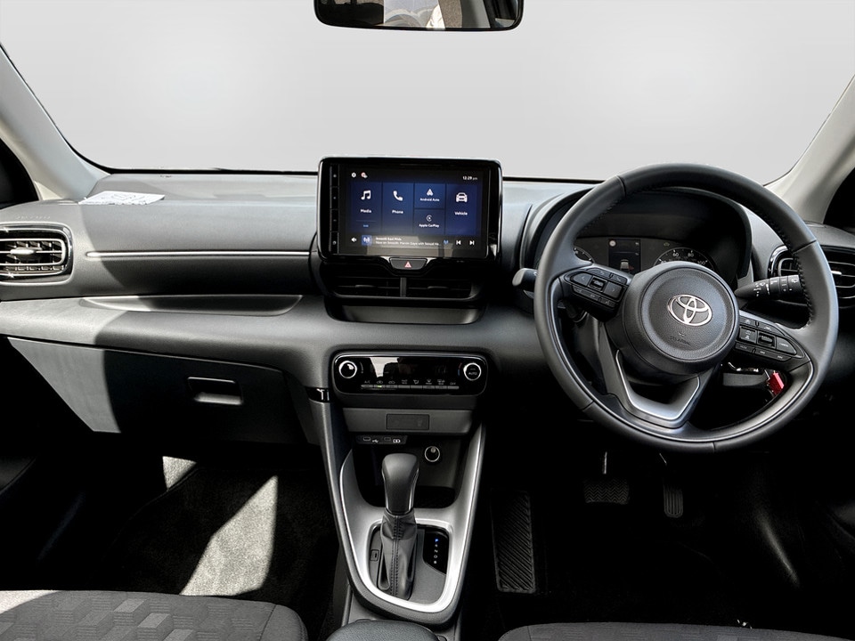 Used Toyota Yaris 2025 for sale - 77872711: Photo 15