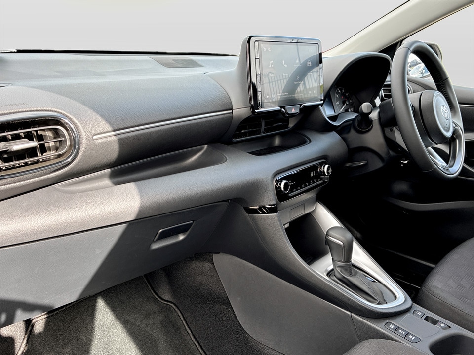 Used Toyota Yaris 2025 for sale - 77872711: Photo 17