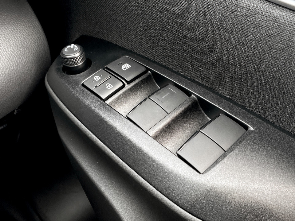 Used Toyota Yaris 2025 for sale - 77872711: Photo 39