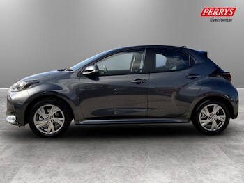 Used Toyota Yaris 2025 for sale - 77872711: Photo