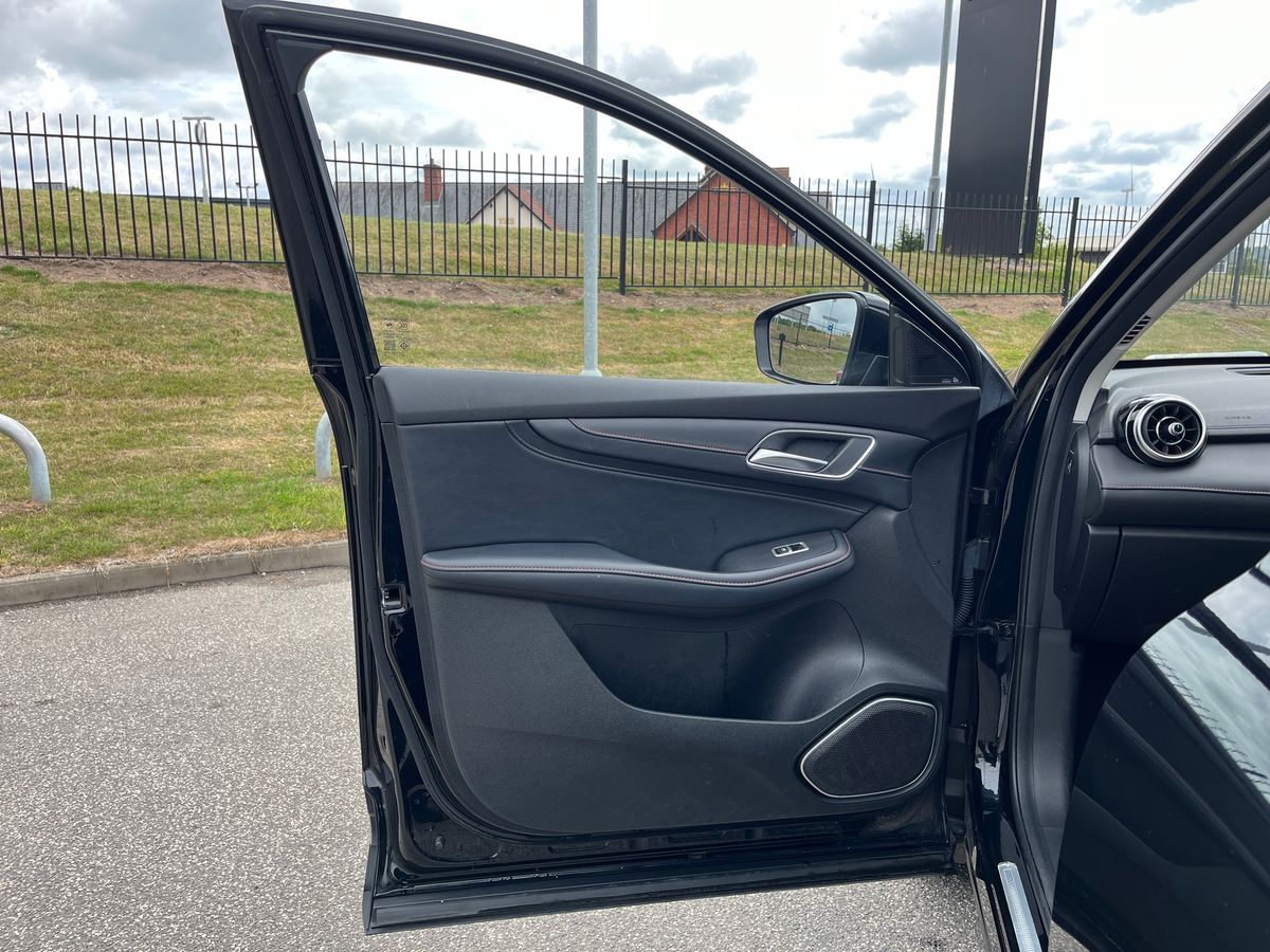 Vehicle 35