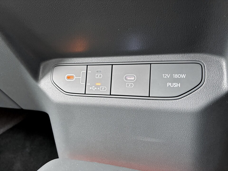 Used Kia EV3 2025 for sale - 77676733: Photo 42