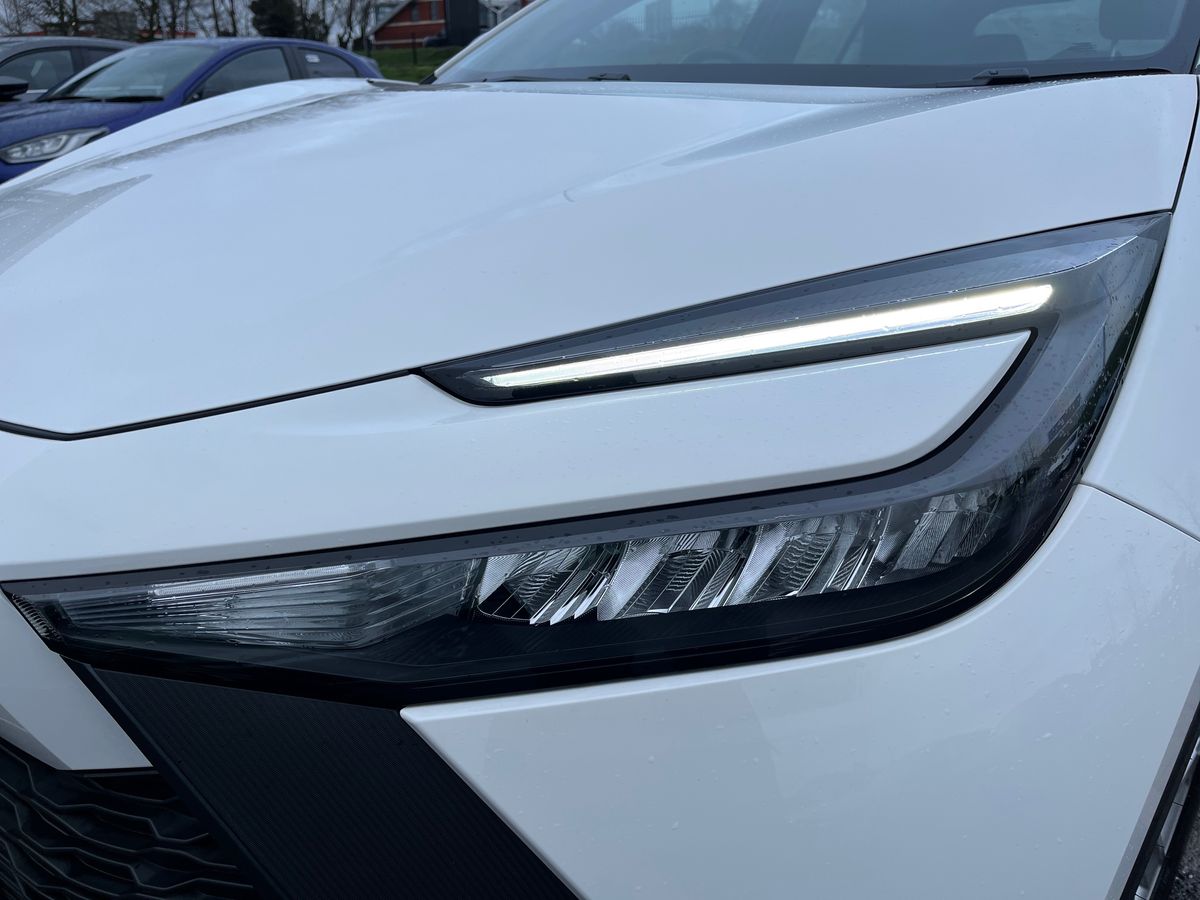 Used Toyota C-HR 2025 for sale - 77002115: Photo 13