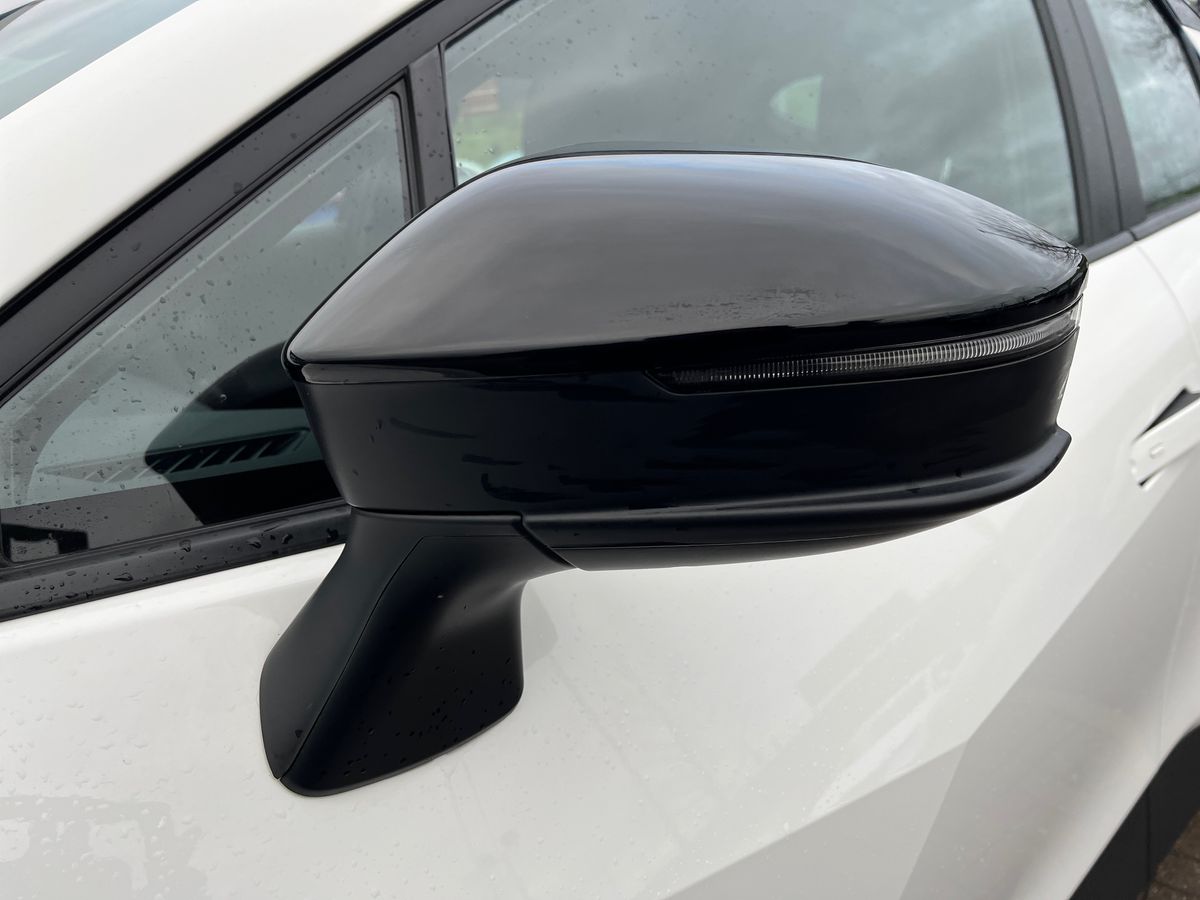 Used Toyota C-HR 2025 for sale - 77002115: Photo 27