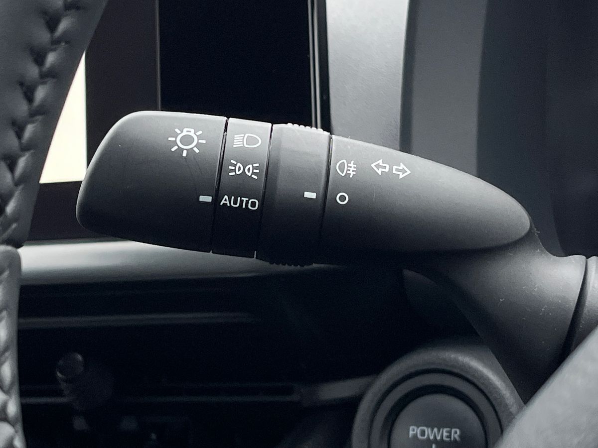 Used Toyota C-HR 2025 for sale - 77002115: Photo 40