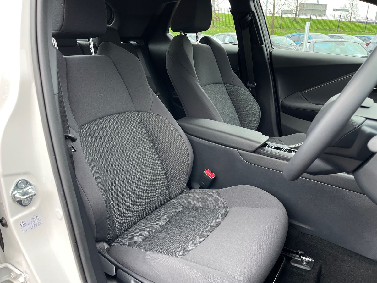 Used Toyota C-HR 2025 for sale - 77002115: Photo 44