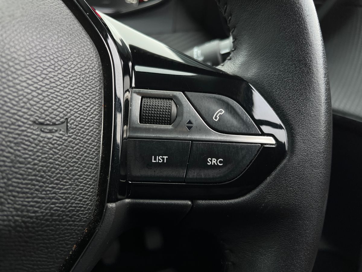 Used Peugeot 208 2023 for sale - 77398558: Photo 37