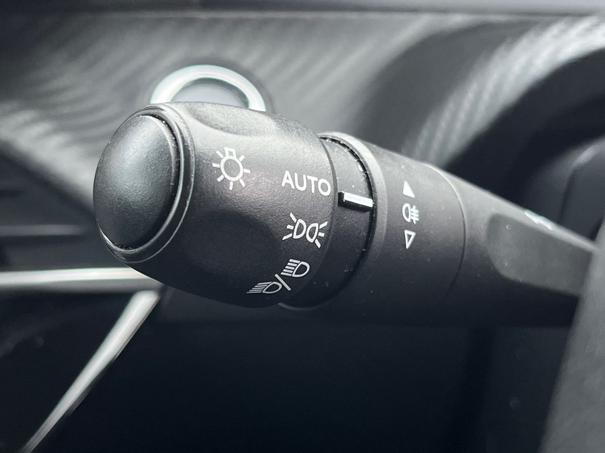 Used Peugeot 208 2023 for sale - 77398558: Photo 38