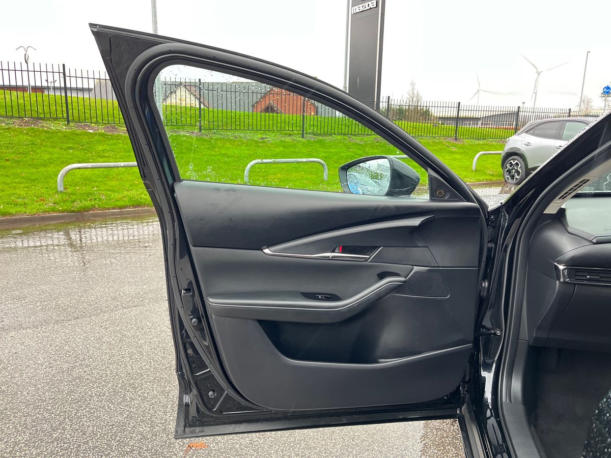 Used Mazda CX-30 2025 for sale - 76892470: Photo 33