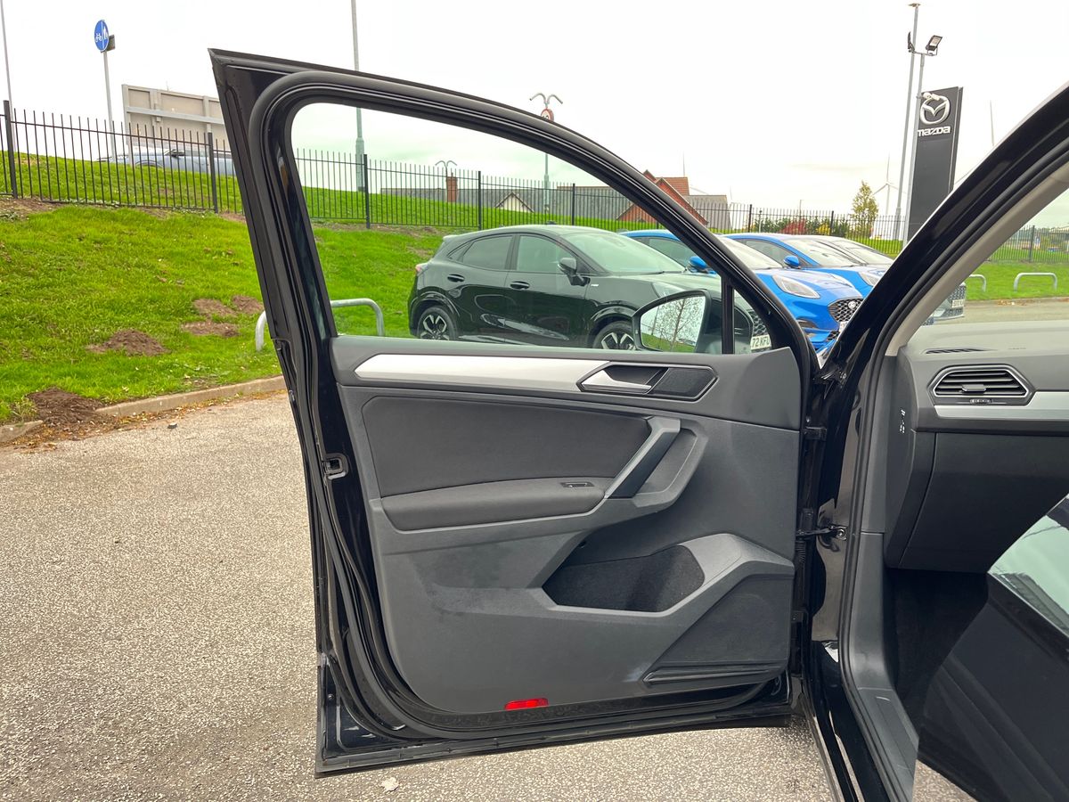 Used Volkswagen Tiguan 2018 for sale - 76264082: Photo 35