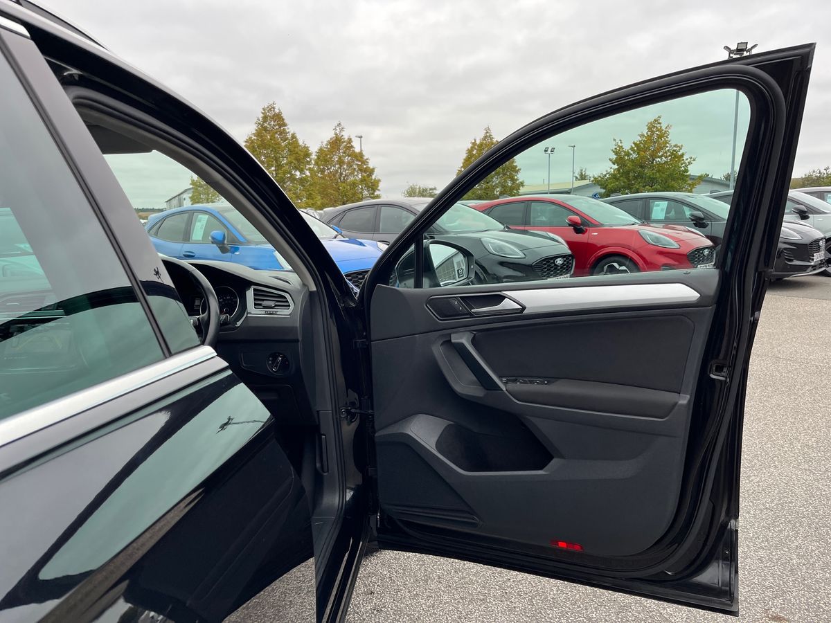 Used Volkswagen Tiguan 2018 for sale - 76264082: Photo 49