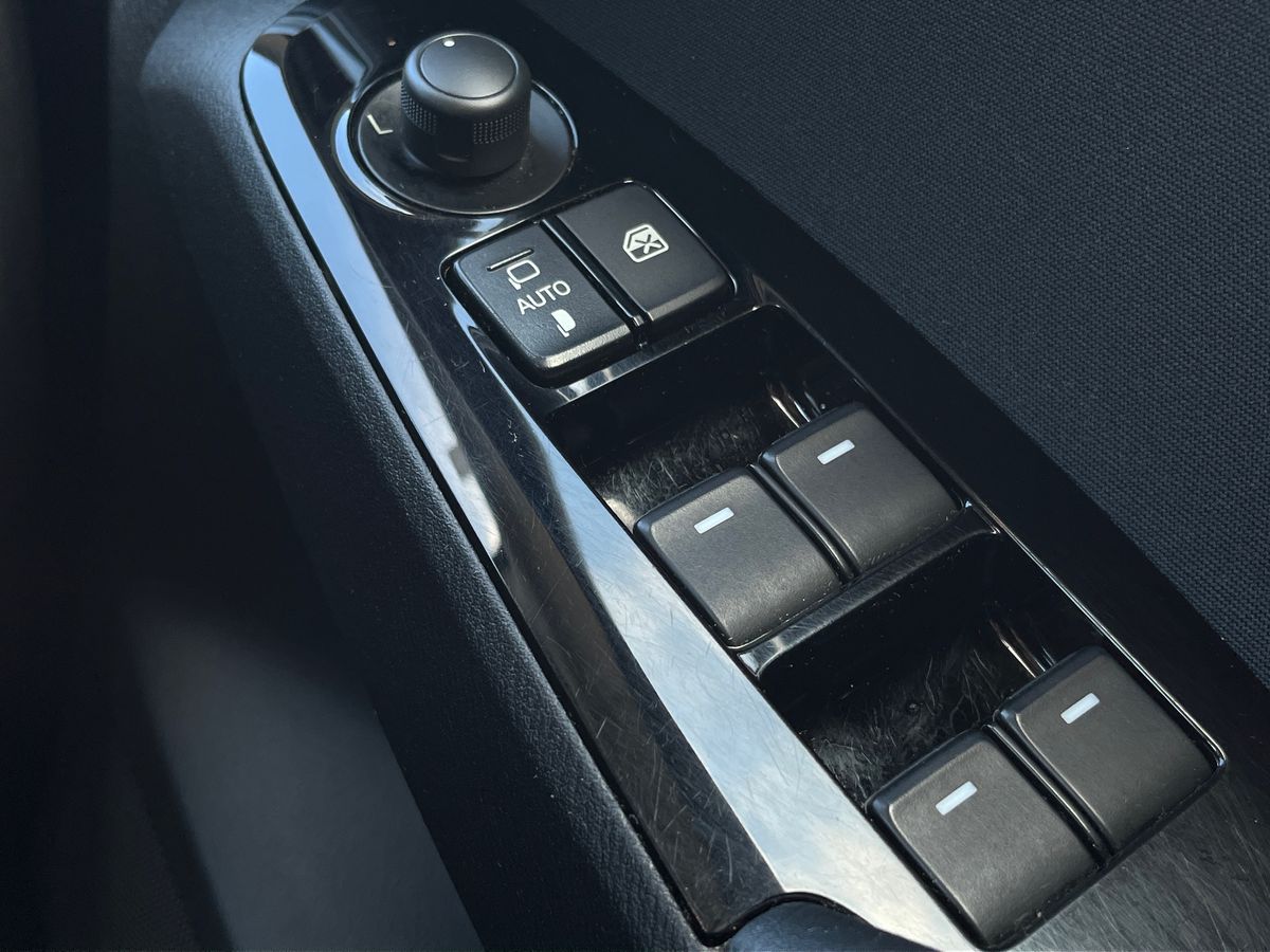 Used Mazda Mazda3 2017 for sale - 76736033: Photo 18