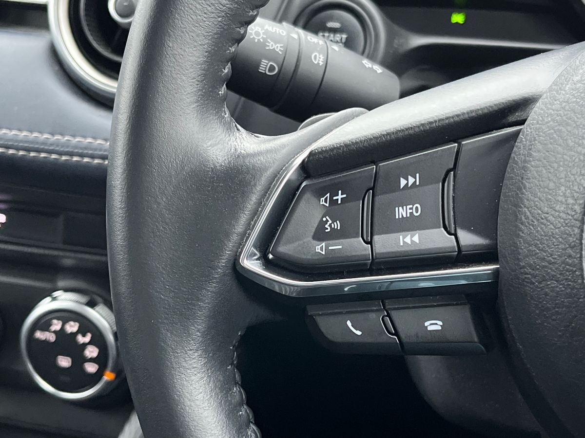 Used Mazda Mazda2 2023 for sale - 76588799: Photo 16