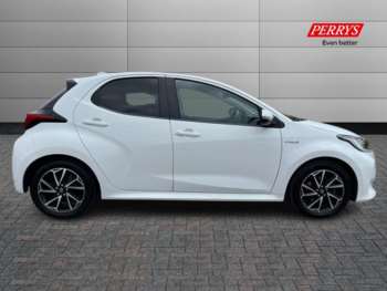 Used Toyota Yaris 2020 for sale - 74729411: Photo