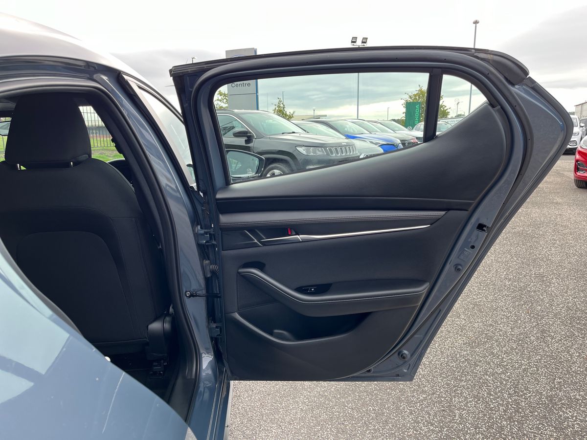Used Mazda Mazda3 2020 for sale - 76045404: Photo 35