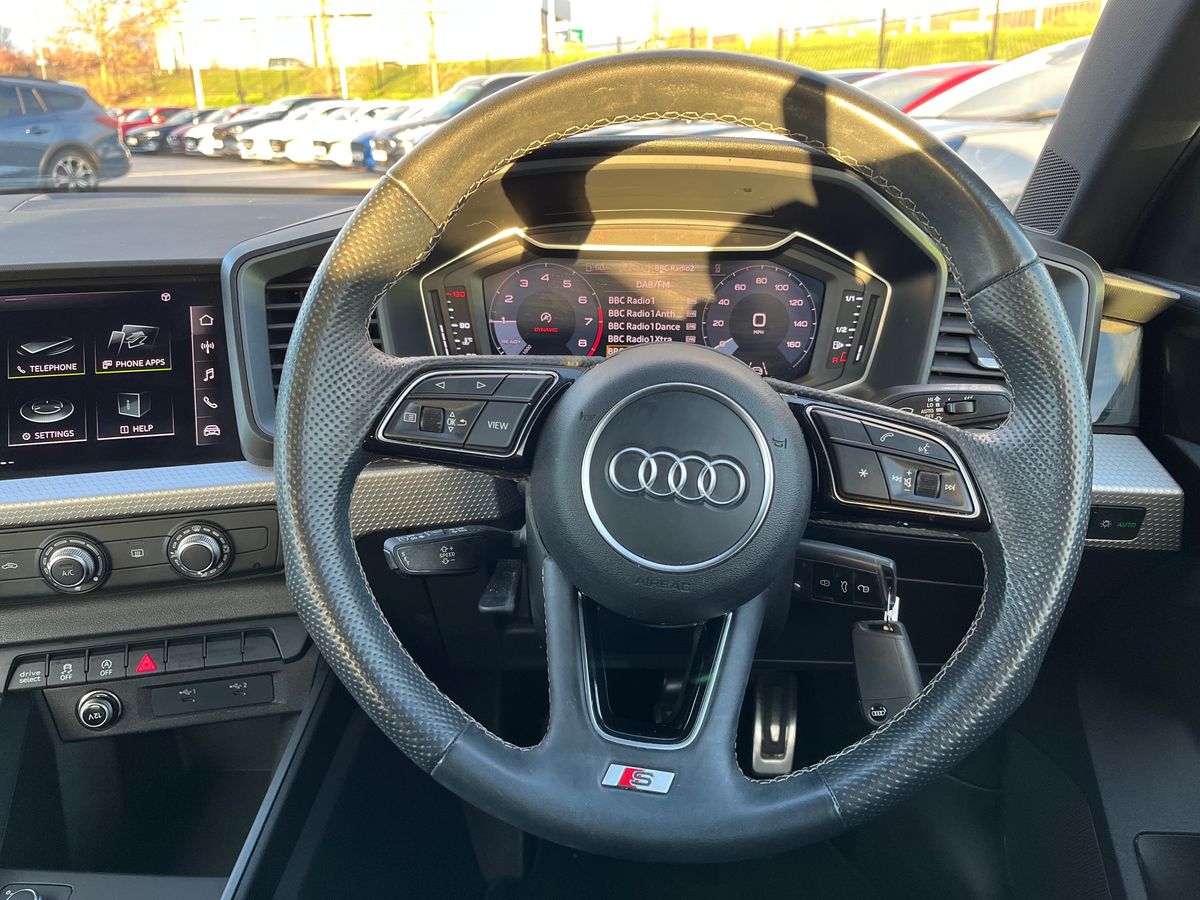 Used Audi A1 2023 for sale - 76650649: Photo 15