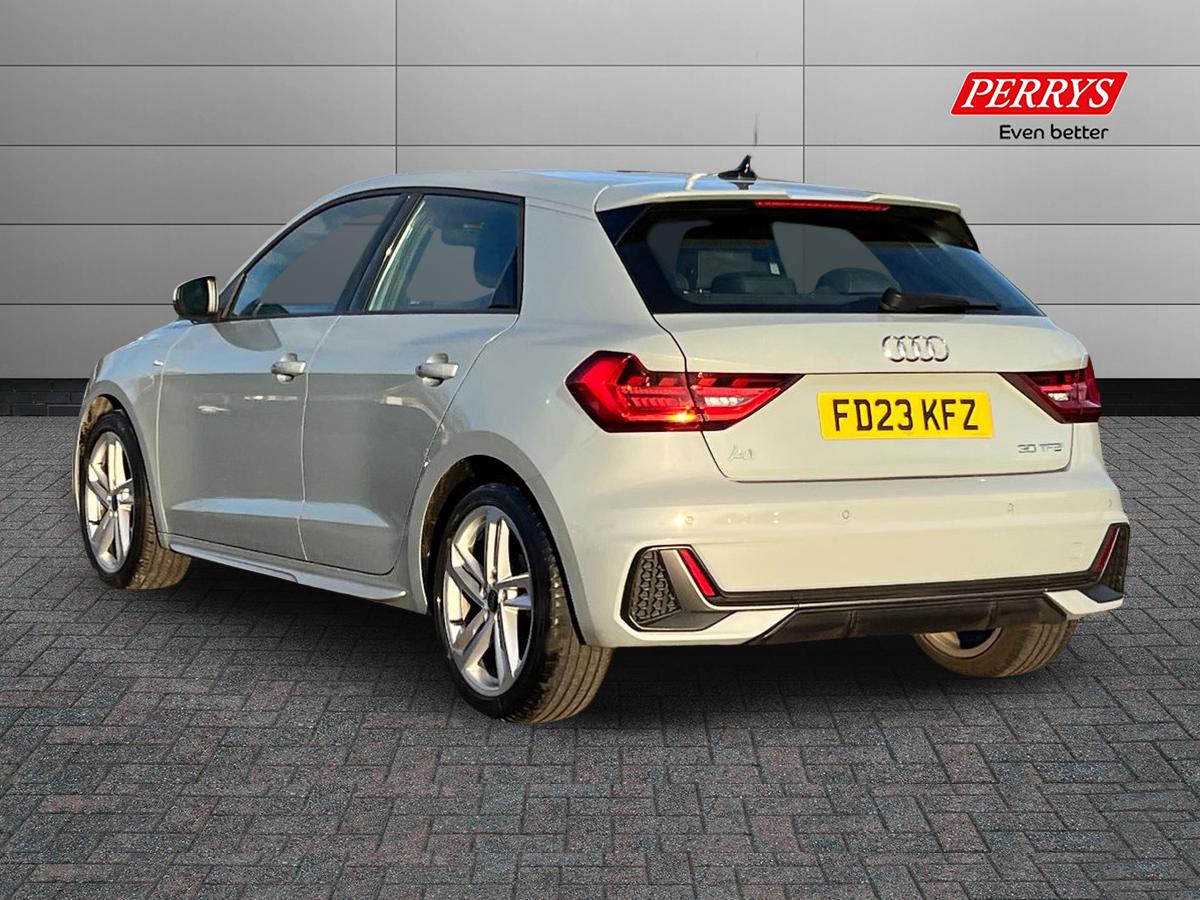 Used Audi A1 2023 for sale - 76650649: Photo 2