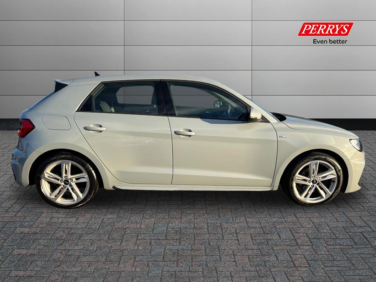 Used Audi A1 2023 for sale - 76650649: Photo 3