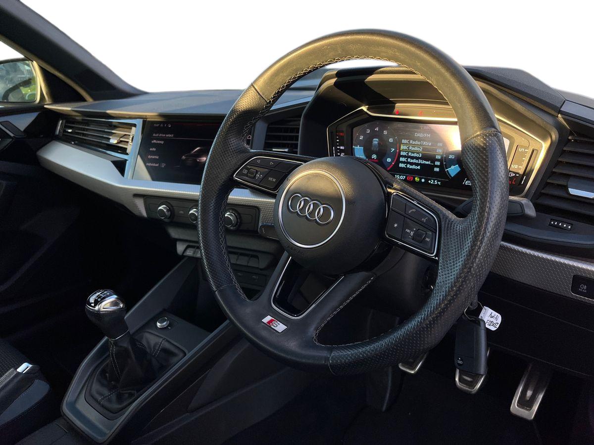 Used Audi A1 2023 for sale - 76650649: Photo 8