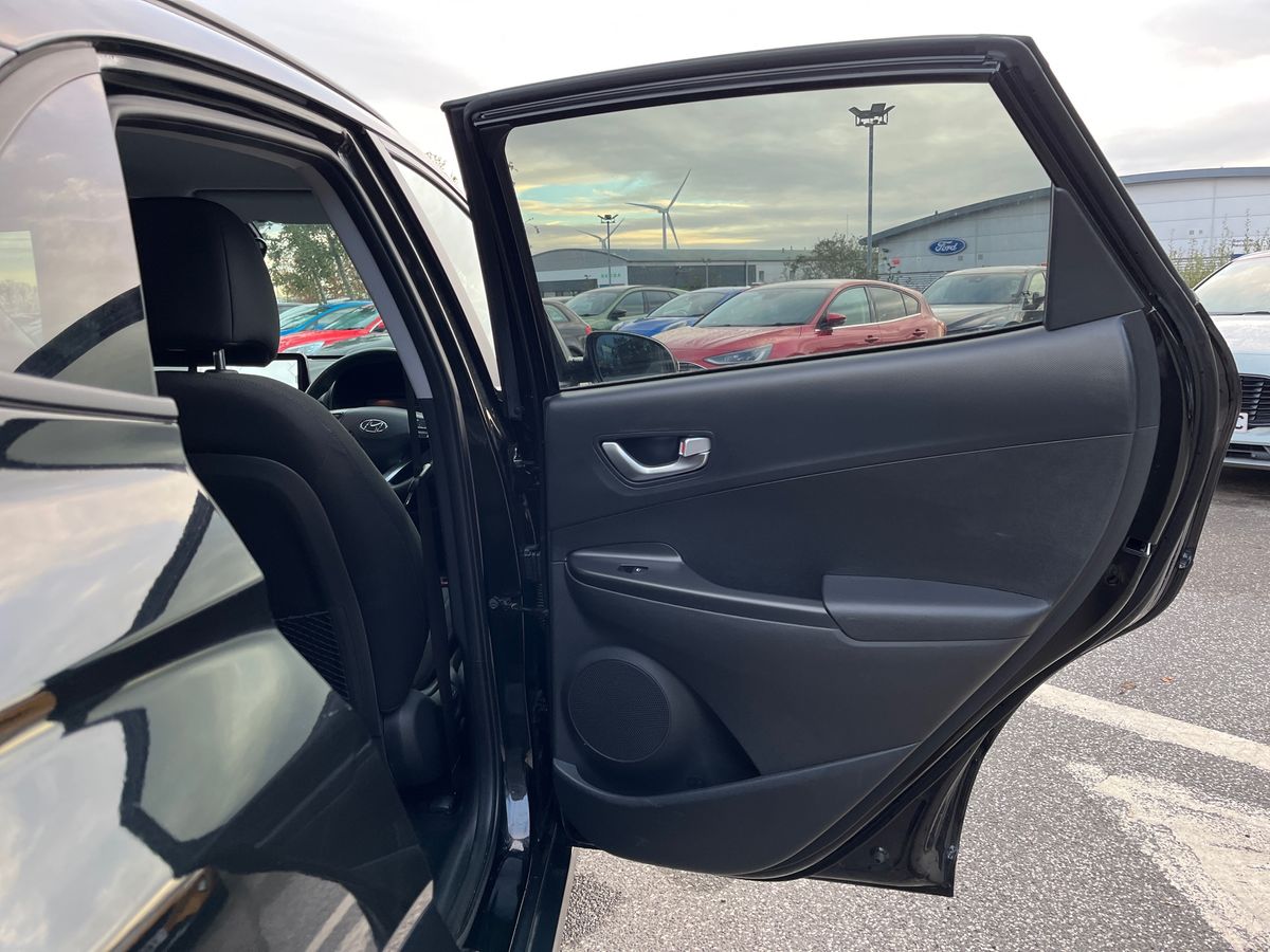 Used Hyundai KONA 2022 for sale - 76706828: Photo 30