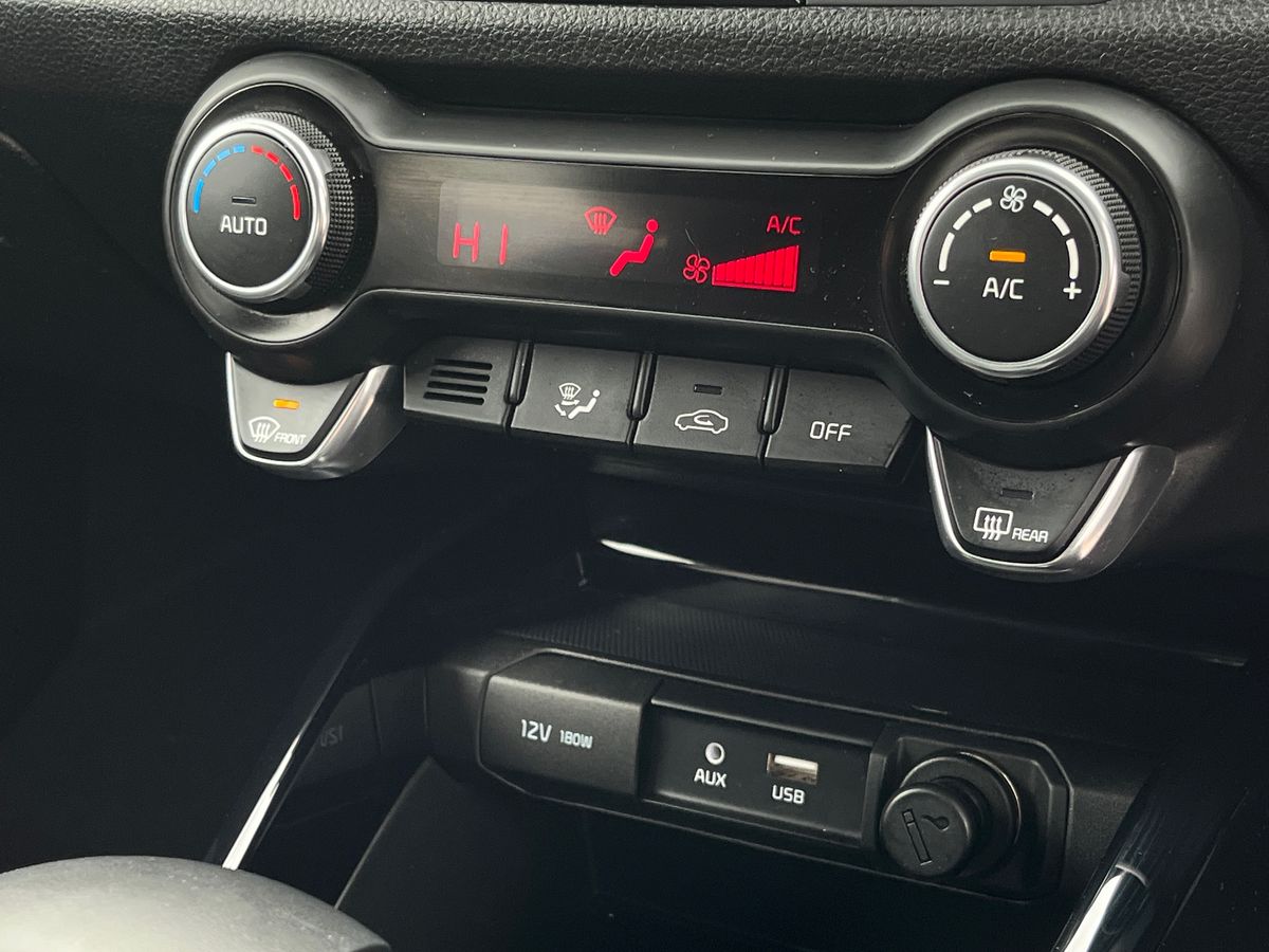 Used Kia Stonic 2020 for sale - 75904031: Photo 12