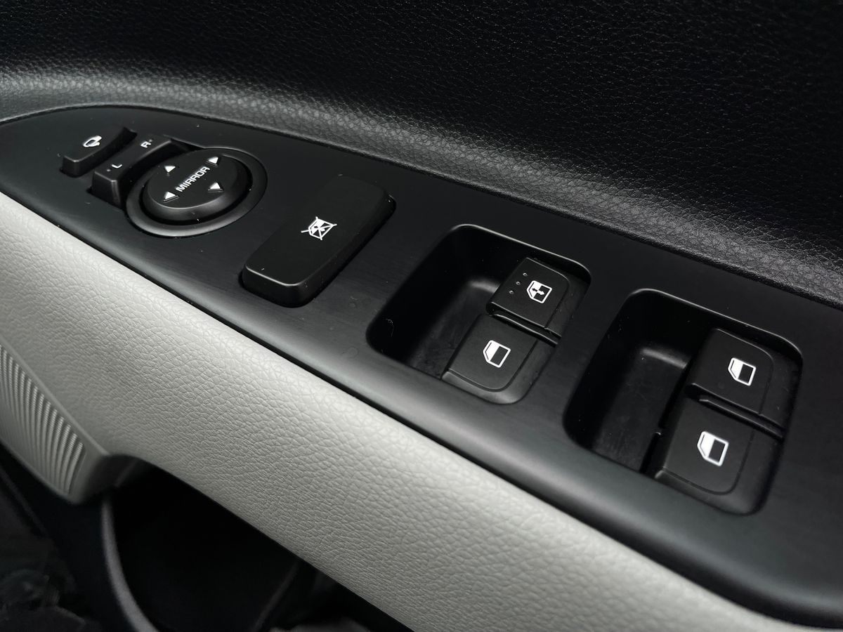 Used Kia Stonic 2020 for sale - 75904031: Photo 18