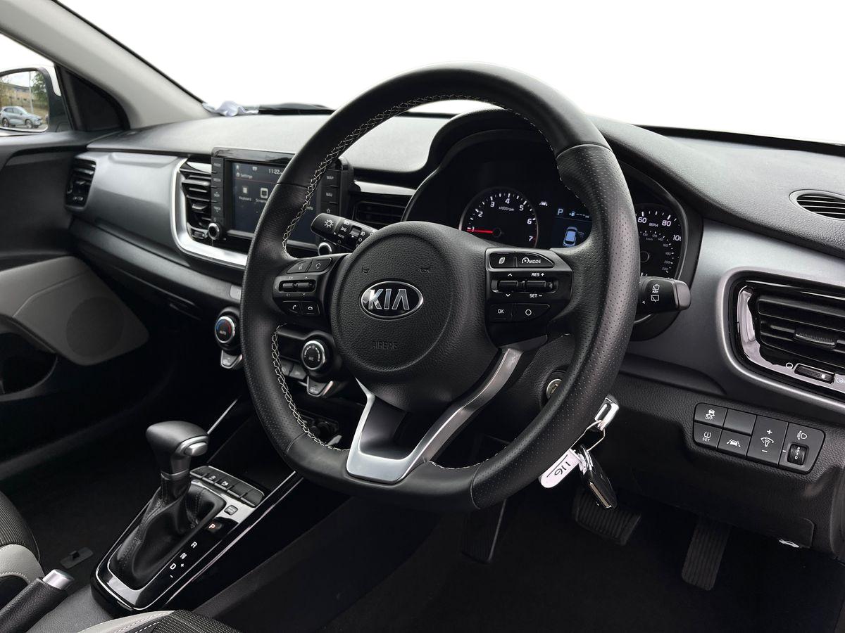 Used Kia Stonic 2020 for sale - 75904031: Photo 8
