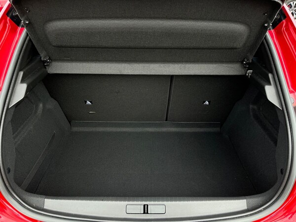 Used Peugeot 208 2022 for sale - 76090173: Photo 21