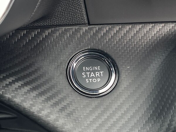Used Peugeot 208 2022 for sale - 76090173: Photo 42