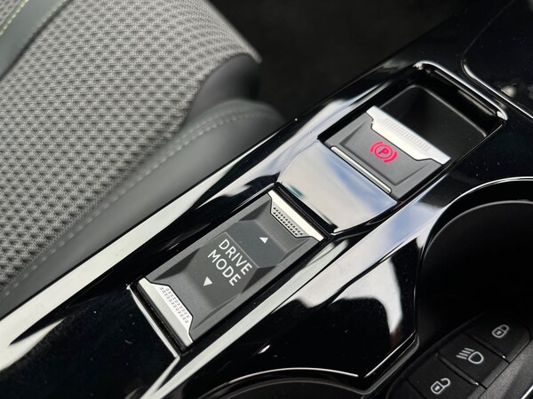 Used Peugeot 208 2022 for sale - 76090173: Photo 46