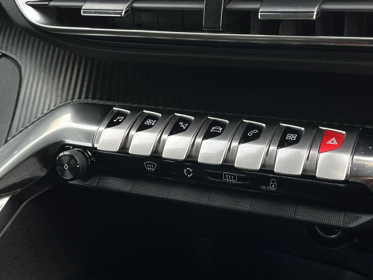 Used Peugeot 3008 2022 for sale - 76412804: Photo 12