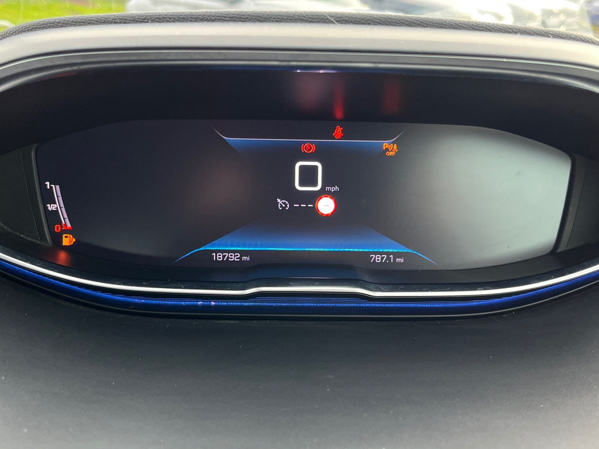 Used Peugeot 3008 2022 for sale - 76412804: Photo 14